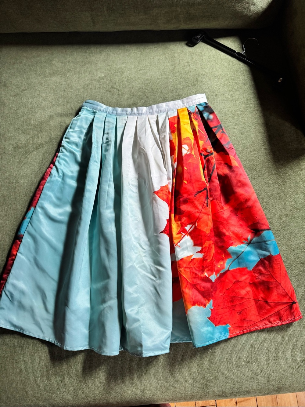A-Line Pleated Satin Midi Skirt in Red & Light Blue